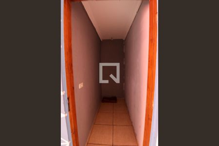 Casa à venda com 170m², 5 quartos e 2 vagas Casa à venda com 170m², 5 quartos e 2 vagasCasa 2 - Quarto/sala