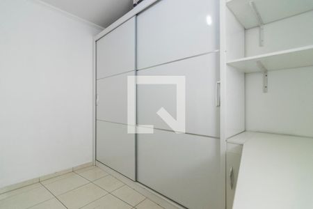 Apartamento à venda com 68m², 2 quartos e 1 vagaQuarto 2