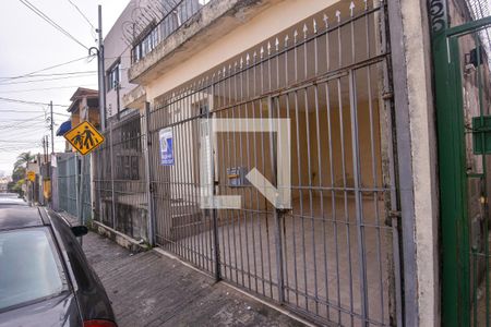 Casa para alugar com 40m², 2 quartos e 1 vaga Casa para alugar com 40m², 2 quartos e 1 vagaFachada