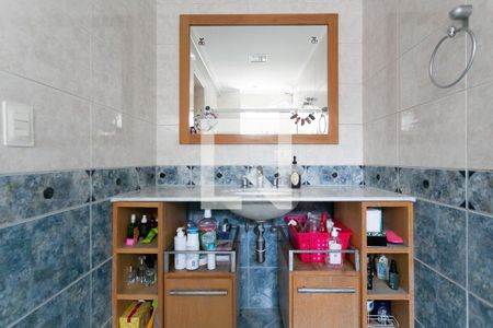 Apartamento à venda com 160m², 4 quartos e 2 vagas Apartamento à venda com 160m², 4 quartos e 2 vagasBanheiro da Suíte 1