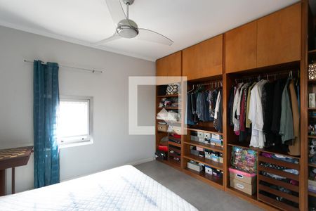 Apartamento à venda com 160m², 4 quartos e 2 vagas Apartamento à venda com 160m², 4 quartos e 2 vagasSuíte 2