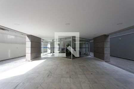 Apartamento à venda com 160m², 4 quartos e 2 vagas Apartamento à venda com 160m², 4 quartos e 2 vagasHall de Entrada