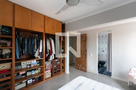 Apartamento à venda com 160m², 4 quartos e 2 vagas Apartamento à venda com 160m², 4 quartos e 2 vagasSuíte 2