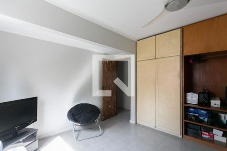 Apartamento à venda com 160m², 4 quartos e 2 vagas Apartamento à venda com 160m², 4 quartos e 2 vagasQuarto 2