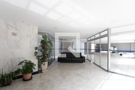 Apartamento à venda com 160m², 4 quartos e 2 vagas Apartamento à venda com 160m², 4 quartos e 2 vagasHall de Entrada