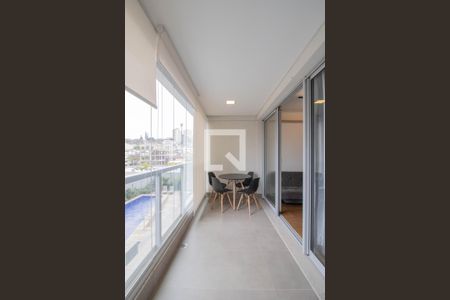 Apartamento para alugar com 39m², 1 quarto e 1 vaga Apartamento para alugar com 39m², 1 quarto e 1 vagaVaranda