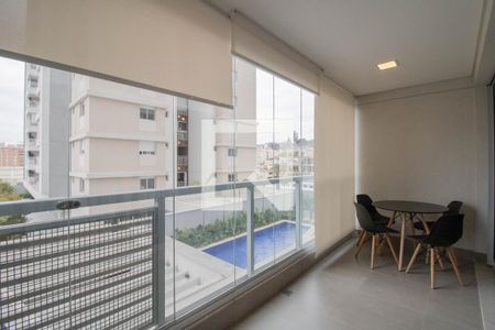Apartamento para alugar com 39m², 1 quarto e 1 vaga Apartamento para alugar com 39m², 1 quarto e 1 vagaVaranda
