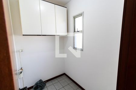 Apartamento à venda com 105m², 3 quartos e 2 vagasQuarto de Serviço