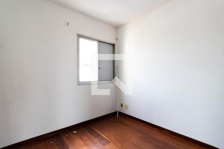 Apartamento à venda com 105m², 3 quartos e 2 vagasQuarto 2