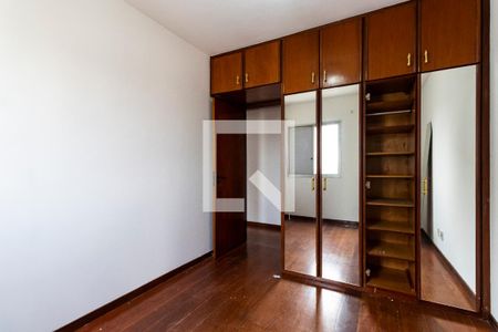 Apartamento à venda com 105m², 3 quartos e 2 vagasQuarto 2