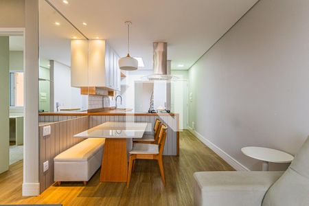 Sala de apartamento para alugar com 2 quartos, 54m² em Vila Humaitá, Santo André