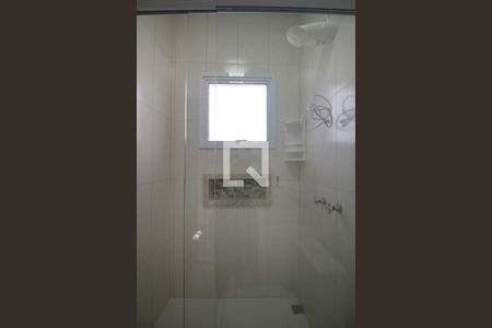 Casa de condomínio para alugar com 450m², 4 quartos e 5 vagasBanheiro da Suíte 3