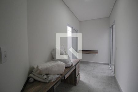 Casa de condomínio para alugar com 450m², 4 quartos e 5 vagasEscritório