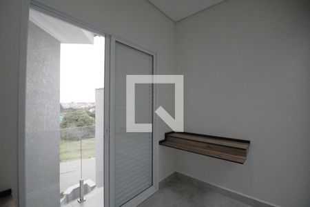 Casa de condomínio para alugar com 450m², 4 quartos e 5 vagasEscritório