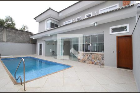 Casa de condomínio para alugar com 450m², 4 quartos e 5 vagasÁrea Externa