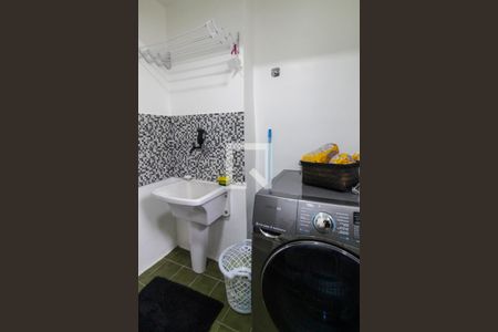 Apartamento à venda com 77m², 3 quartos e sem vagaÁrea de Serviço