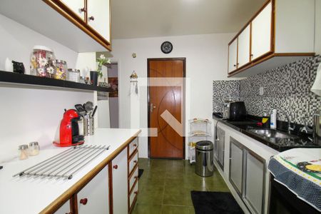 Apartamento à venda com 77m², 3 quartos e sem vagaCozinha