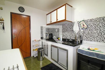 Apartamento à venda com 77m², 3 quartos e sem vagaCozinha