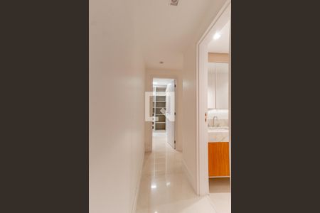 Apartamento à venda com 110m², 3 quartos e 1 vagaCorredor