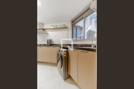 Apartamento à venda com 110m², 3 quartos e 1 vagaÁrea de Serviço