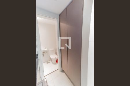 Apartamento à venda com 110m², 3 quartos e 1 vagaÁrea de Serviço