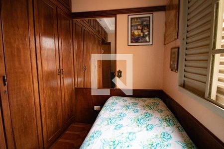 Casa à venda com 108m², 3 quartos e 2 vagasQuarto 3