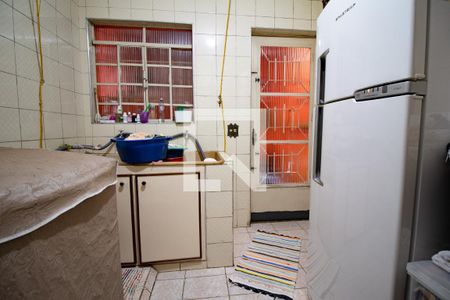 Casa à venda com 108m², 3 quartos e 2 vagasÁrea de Serviço