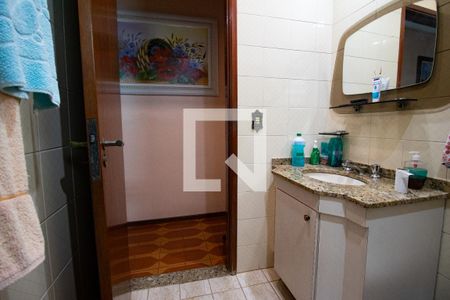 Casa à venda com 108m², 3 quartos e 2 vagasBanheiro 3