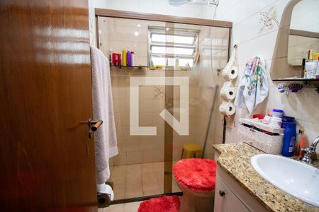 Casa à venda com 108m², 3 quartos e 2 vagasBanheiro da Suíte