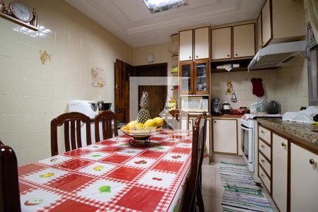 Casa à venda com 108m², 3 quartos e 2 vagasCozinha