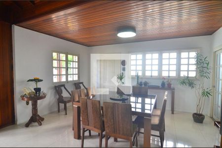 Sala de Jantar de casa à venda com 4 quartos, 234m² em Igara, Canoas