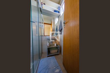 Apartamento para alugar com 75m², 2 quartos e 2 vagasBanheiro da suíte