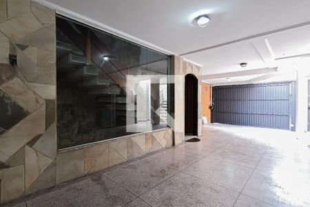 Casa à venda com 240m², 4 quartos e 3 vagasGaragem