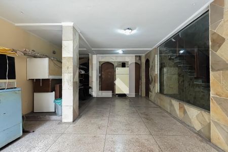 Casa à venda com 240m², 4 quartos e 3 vagasGaragem