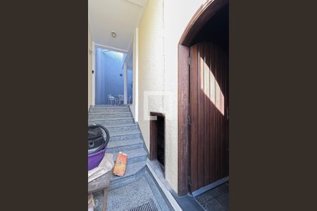 Casa à venda com 240m², 4 quartos e 3 vagasVaranda