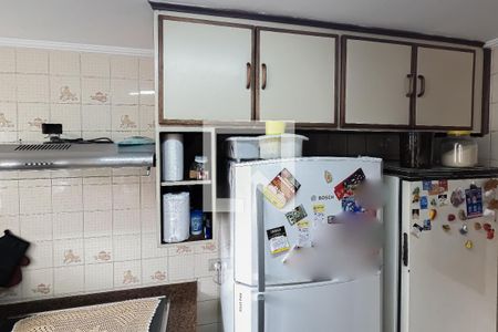 Casa à venda com 240m², 4 quartos e 3 vagasCozinha e Área de Serviço