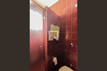 Casa à venda com 240m², 4 quartos e 3 vagasBanheiro da Suíte 2