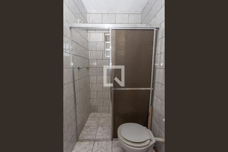 Banheiro de casa para alugar com 1 quarto, 30m² em Casa Grande, Diadema