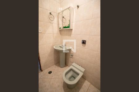 Casa para alugar com 159m², 2 quartos e 2 vagasBanheiro 2