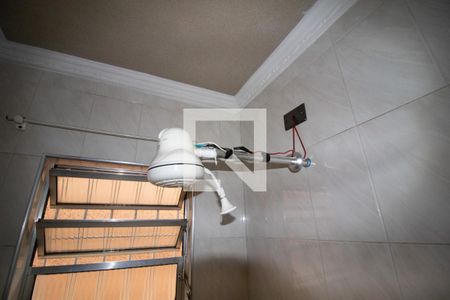 Casa para alugar com 159m², 2 quartos e 2 vagasChuveiro