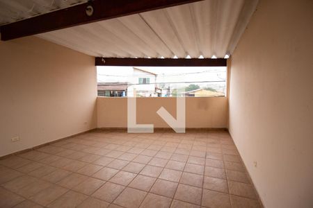 Casa para alugar com 159m², 2 quartos e 2 vagasVaranda