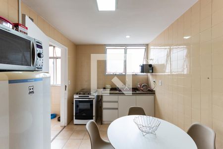 Apartamento à venda com 90m², 2 quartos e 1 vagaCozinha