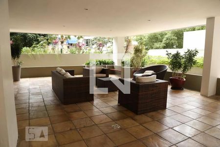 Apartamento à venda com 90m², 2 quartos e 1 vagaÁrea comum