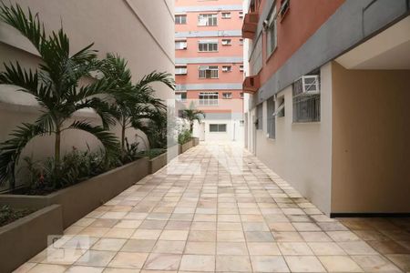 Apartamento à venda com 90m², 2 quartos e 1 vagaÁrea comum