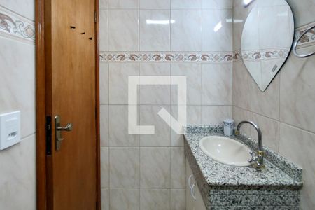 Apartamento para alugar com 70m², 2 quartos e 1 vaga Apartamento para alugar com 70m², 2 quartos e 1 vagaBanheiro da Suíte