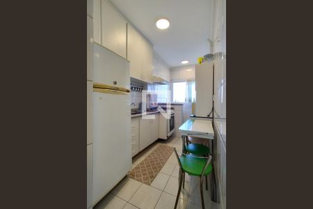 Apartamento para alugar com 70m², 2 quartos e 1 vaga Apartamento para alugar com 70m², 2 quartos e 1 vagaÁrea de Serviço