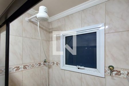 Apartamento para alugar com 70m², 2 quartos e 1 vaga Apartamento para alugar com 70m², 2 quartos e 1 vagaBanheiro da Suíte
