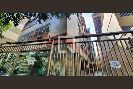 Apartamento à venda com 85m², 2 quartos e 1 vagaFachada