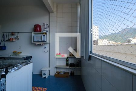 Apartamento à venda com 85m², 2 quartos e 1 vagaÁrea de Serviço