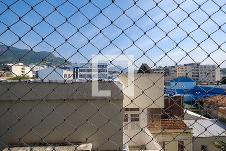 Apartamento à venda com 85m², 2 quartos e 1 vagaÁrea de Serviço Vista